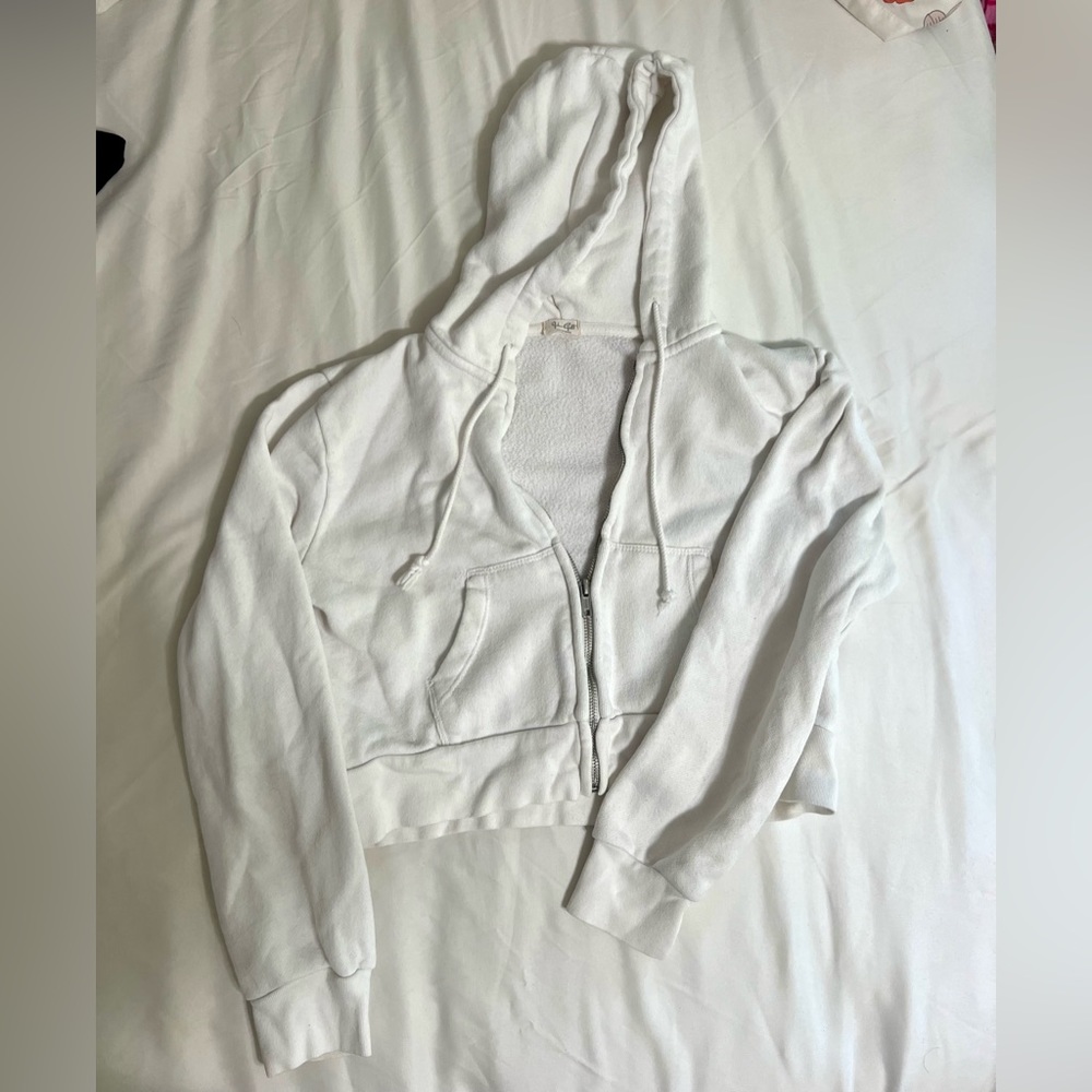 cropped zip up
